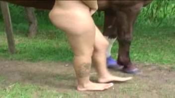 Hot blond slut stuffs full horse cock into her narrow openings